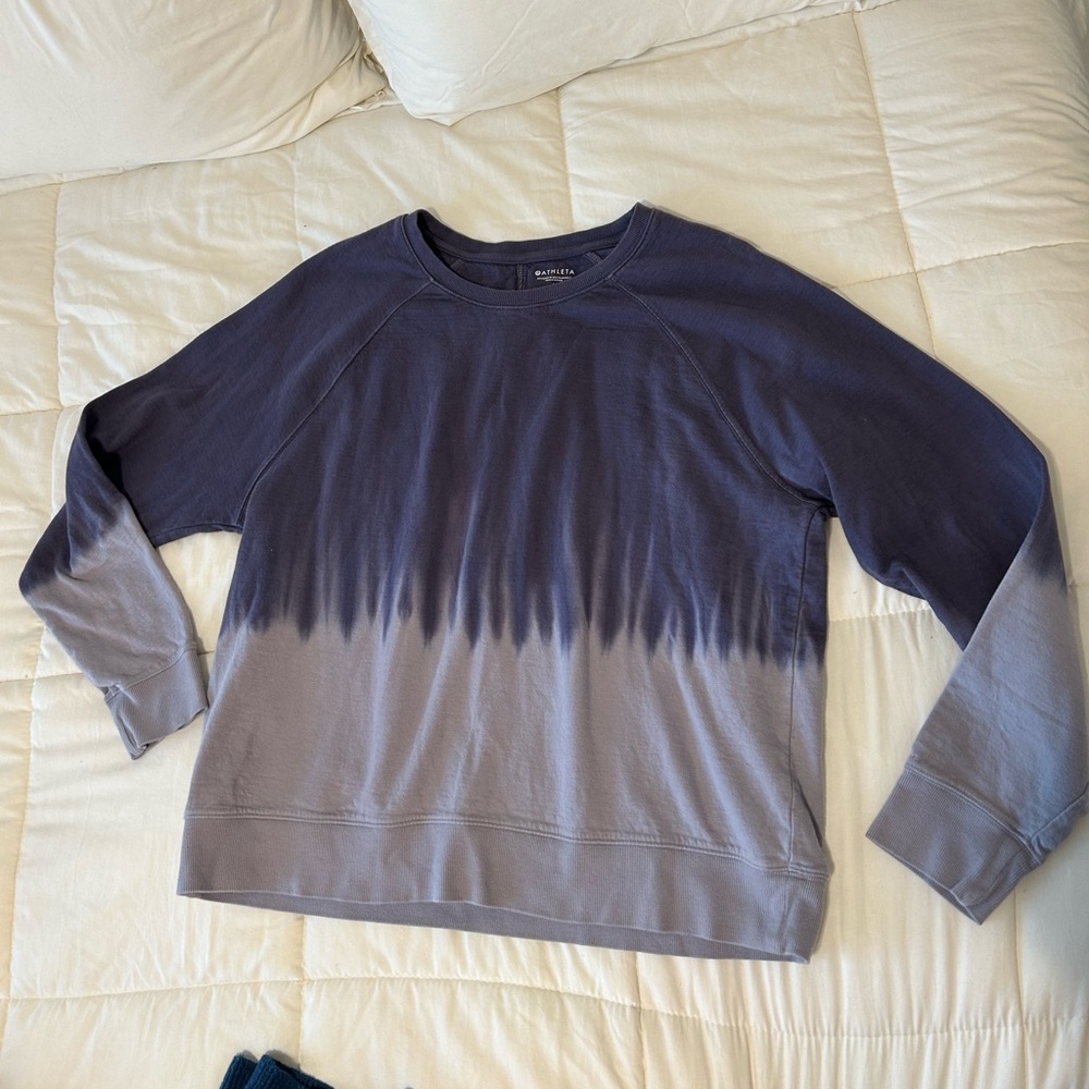 Athleta Large Dip Dye Purple Sweatshirt